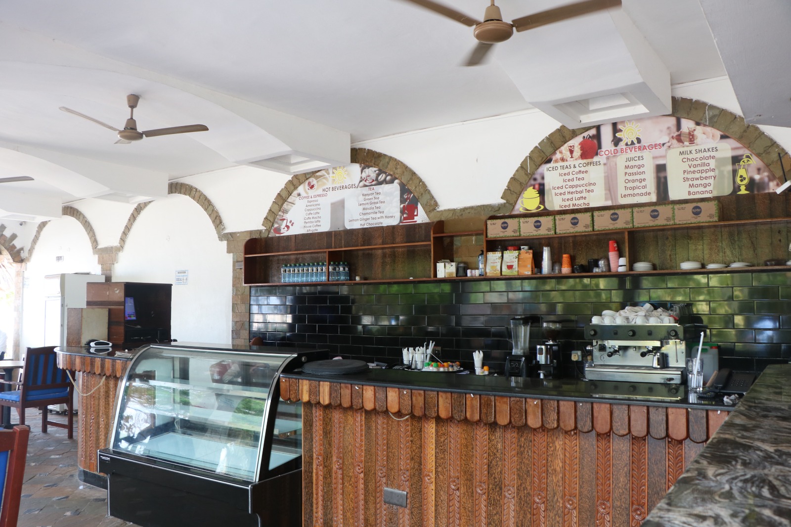 Beach front 2bedroom vacation apartment in Mombasa. Affordable furnished Hotel for vacation in Mombasa | Zuru Life Africa