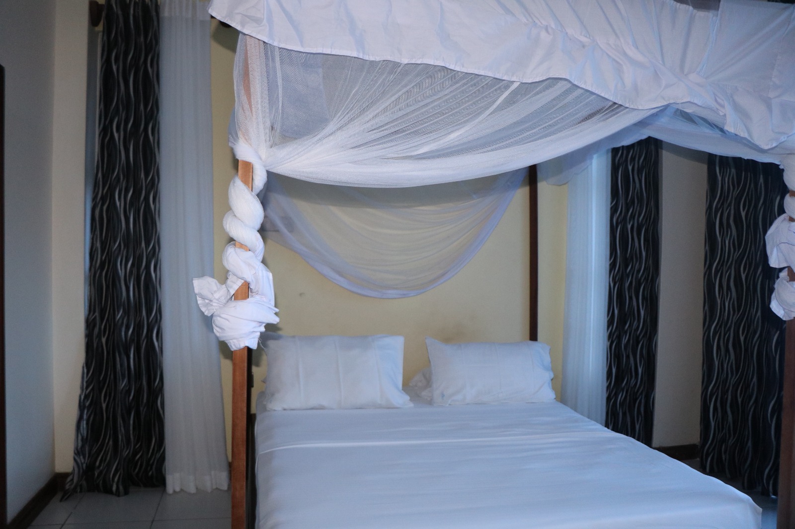 Family 2-bedroom vacation apartment in Mombasa. Affordable furnished Hotel for vacation in Mombasa | Zuru Life Africa