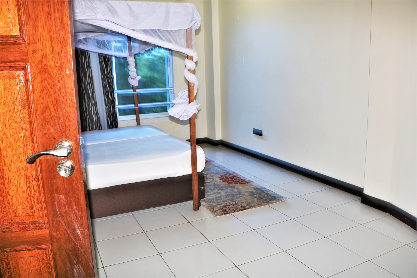 Beach front 2bedroom vacation apartment in Mombasa. Affordable furnished Hotel for vacation in Mombasa | Zuru Life Africa