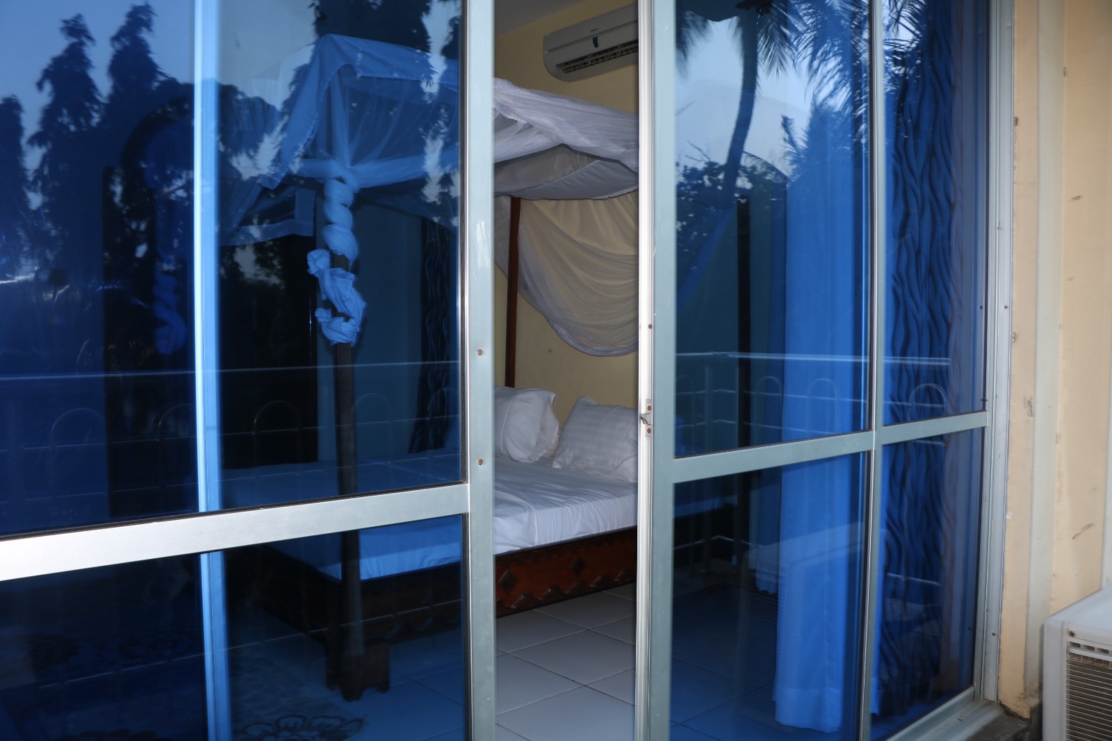 Family 2-bedroom vacation apartment in Mombasa. Affordable furnished Hotel for vacation in Mombasa | Zuru Life Africa